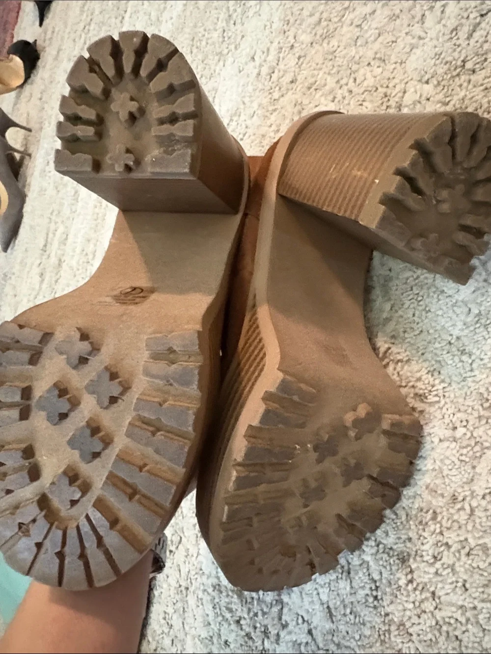 OFFERS OPEN! Women’s Brown Suede Platform Chelsea Boots size 7